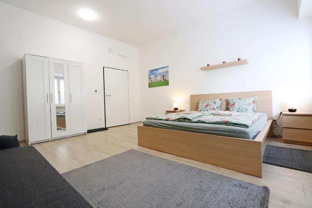 City Center Apartments - Moderna Brno Rimske Namesti IV Ngoại thất bức ảnh
